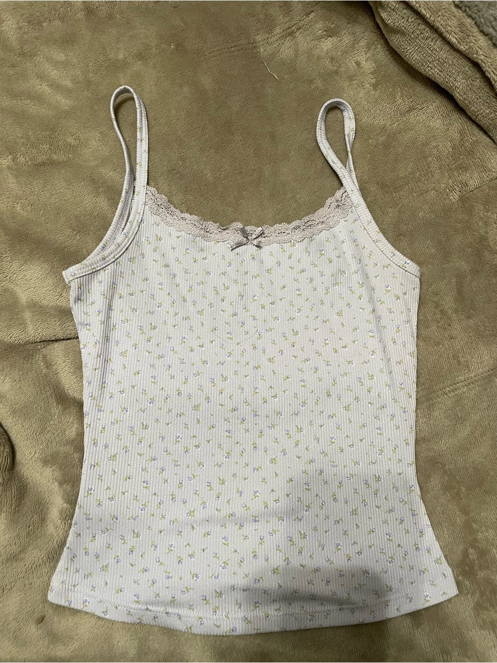 White Floral Ribbed Cami Crop Top